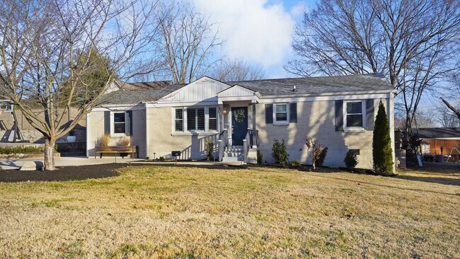 Primary Photo - 307 Avondale Dr