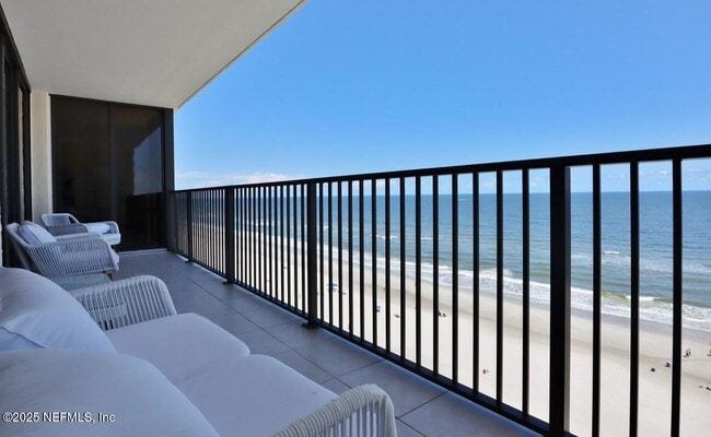 Building Photo - 1301 1st St S