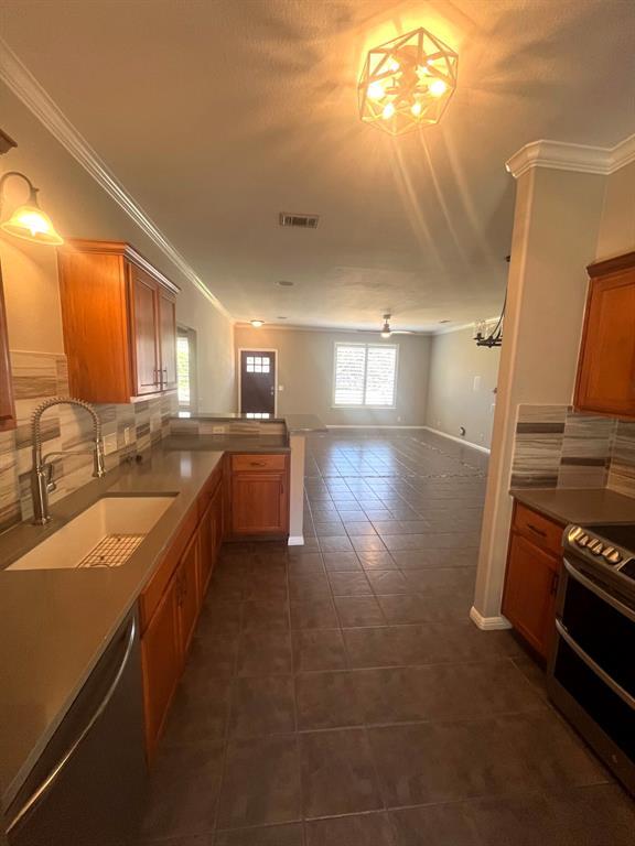 Building Photo - 2203 Yellow Bird Trail