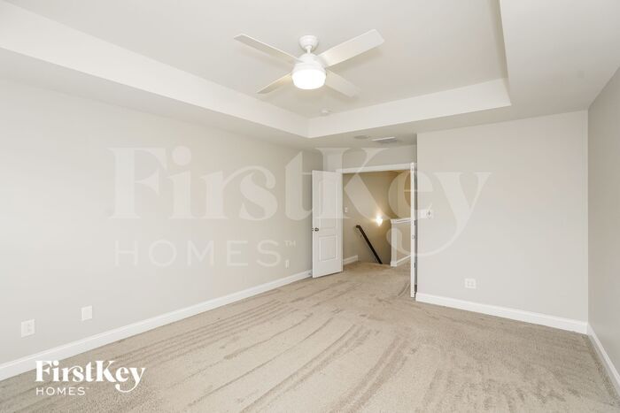 Building Photo - 130 Tannin Way