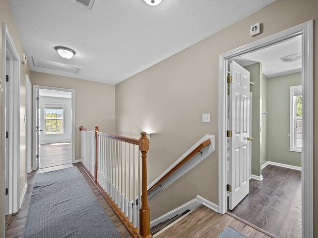 Building Photo - Welcome to Hyannis Court!
