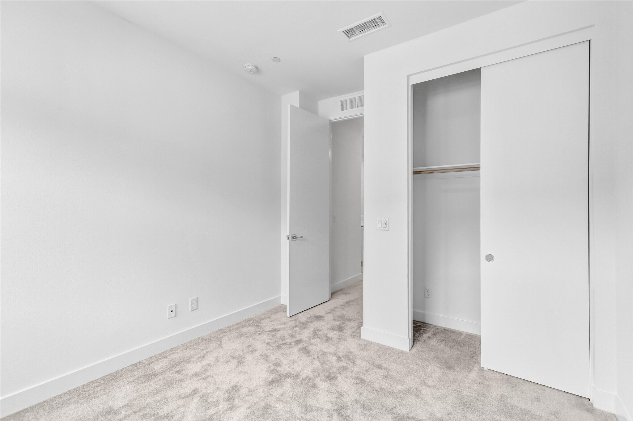 Building Photo - 2618 Everly Dr