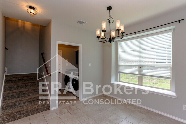 Building Photo - 2506 Bargello St