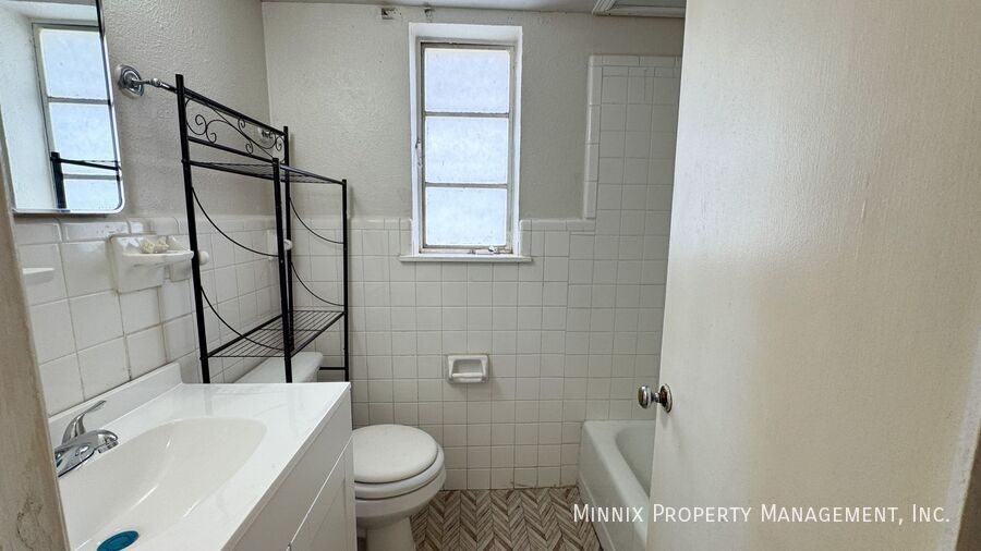 Building Photo - 3111 Storey Ave