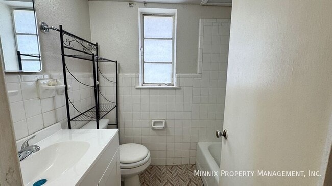 Building Photo - 3111 Storey Ave