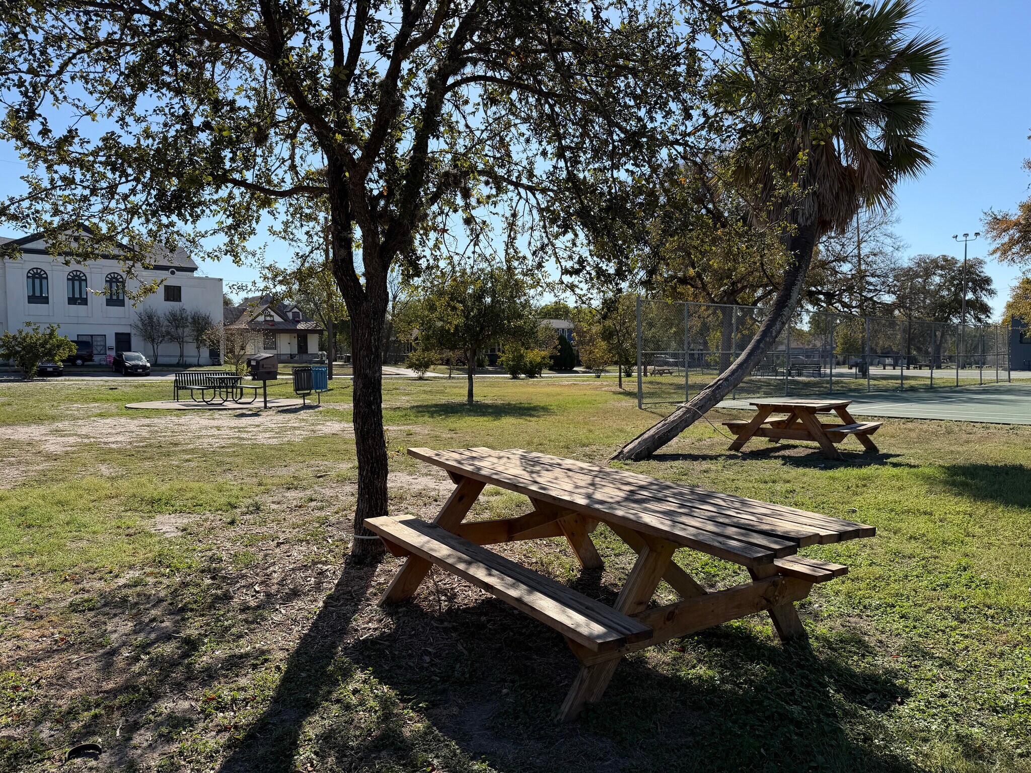 Building Photo - 343 Porter St