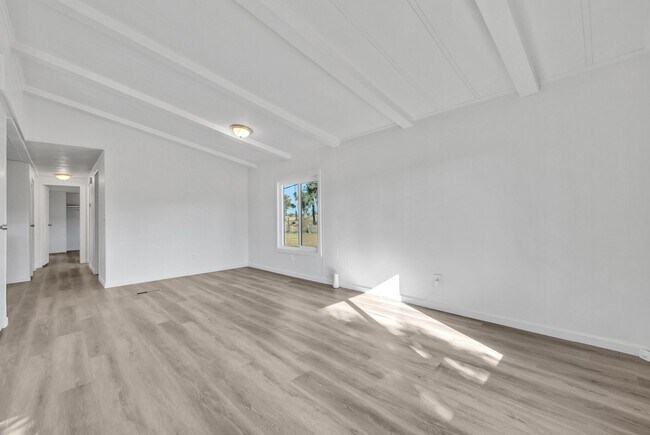 Building Photo - 22450 Norris Ln