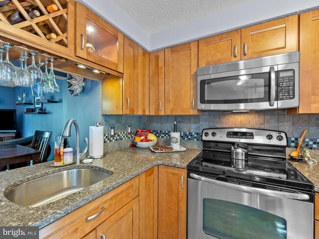 Building Photo - 1636 Fieldthorn Dr