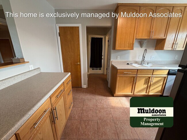 Building Photo - Beautiful Patty Jewett home ready to move in with attached 2 car garage