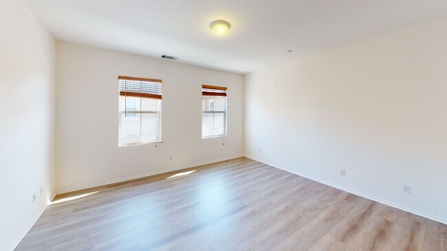 Building Photo - 7870 Via Belfiore