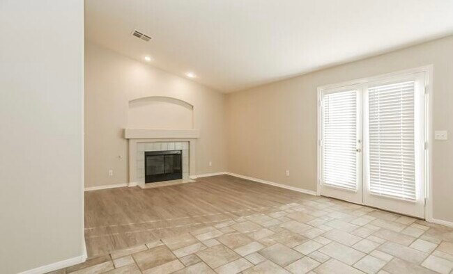 Building Photo - 5404 Lavender Ct