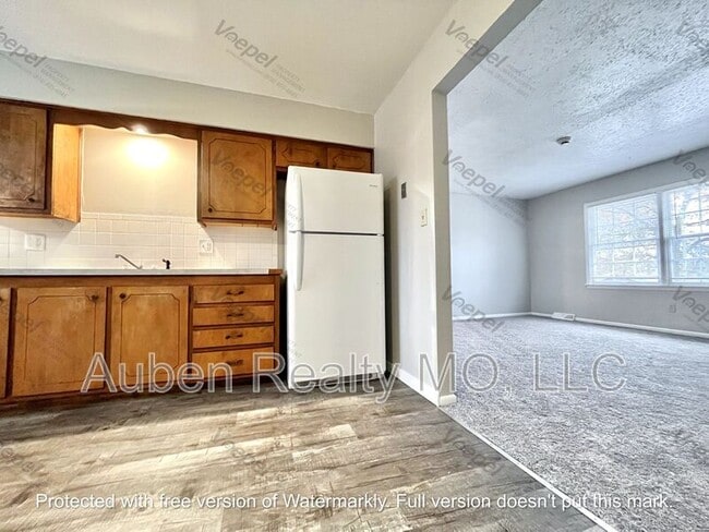 Building Photo - 7211 Montana Ave