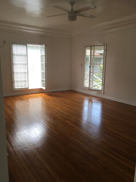 Building Photo - 442 N Spaulding Ave