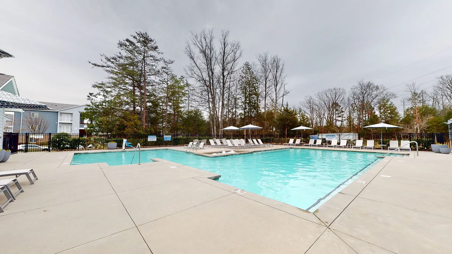 Building Photo - 9015 Kings Grant Dr