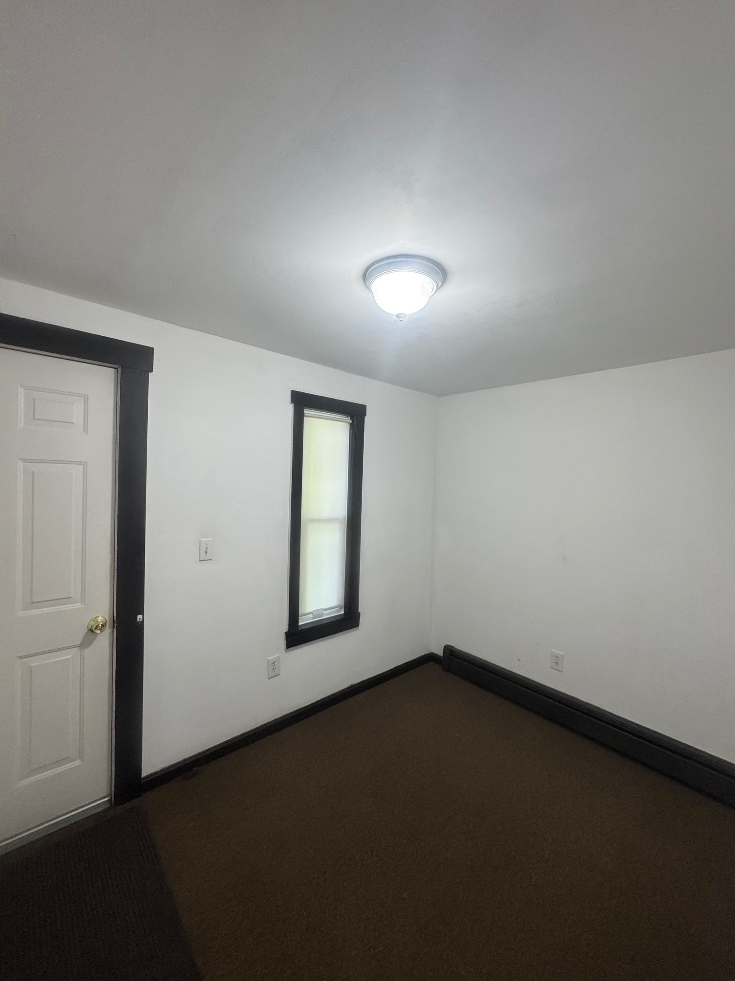 Building Photo - 53 Hinckley St