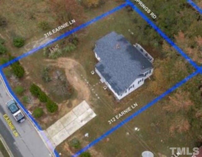 Building Photo - 312 Earnie Ln