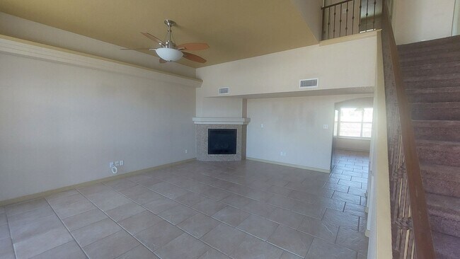 Building Photo - 3808 Tierra Allen Pl