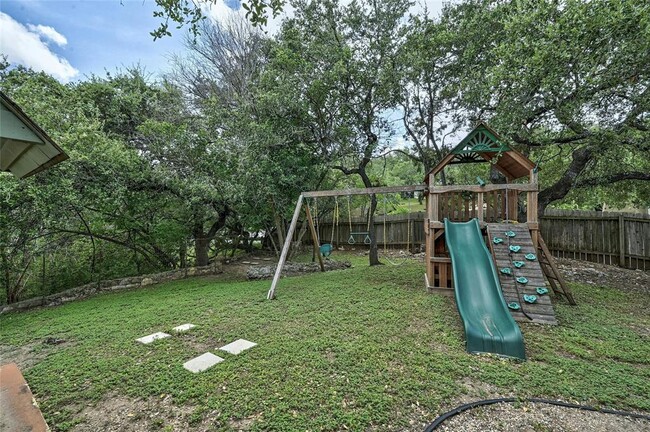Building Photo - 3605 Silver Hill Cir
