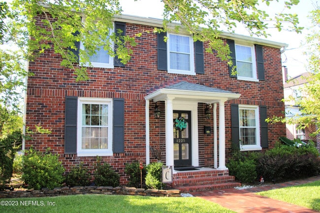 Primary Photo - 1225 Landon Ave
