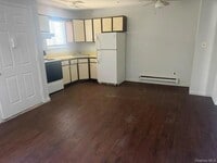 Building Photo - 1-72 Parkcenter Drive Unit
