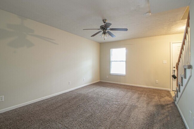 Building Photo - 916- A Charlotte Street