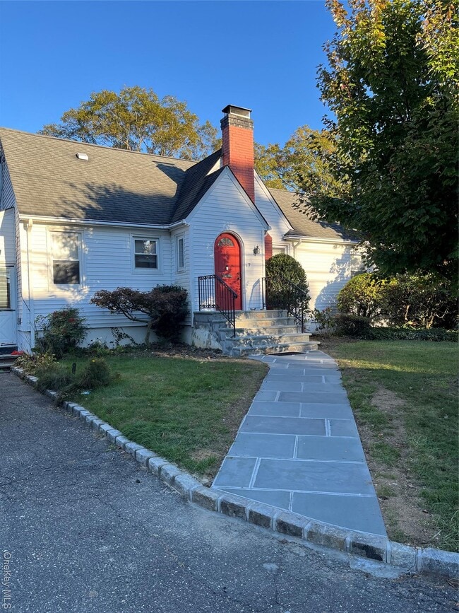 Primary Photo - 7 Floyd Pl