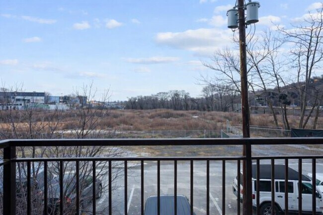 Building Photo - 48 W 18th St