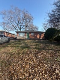 Building Photo - 9065 Bobb Ave