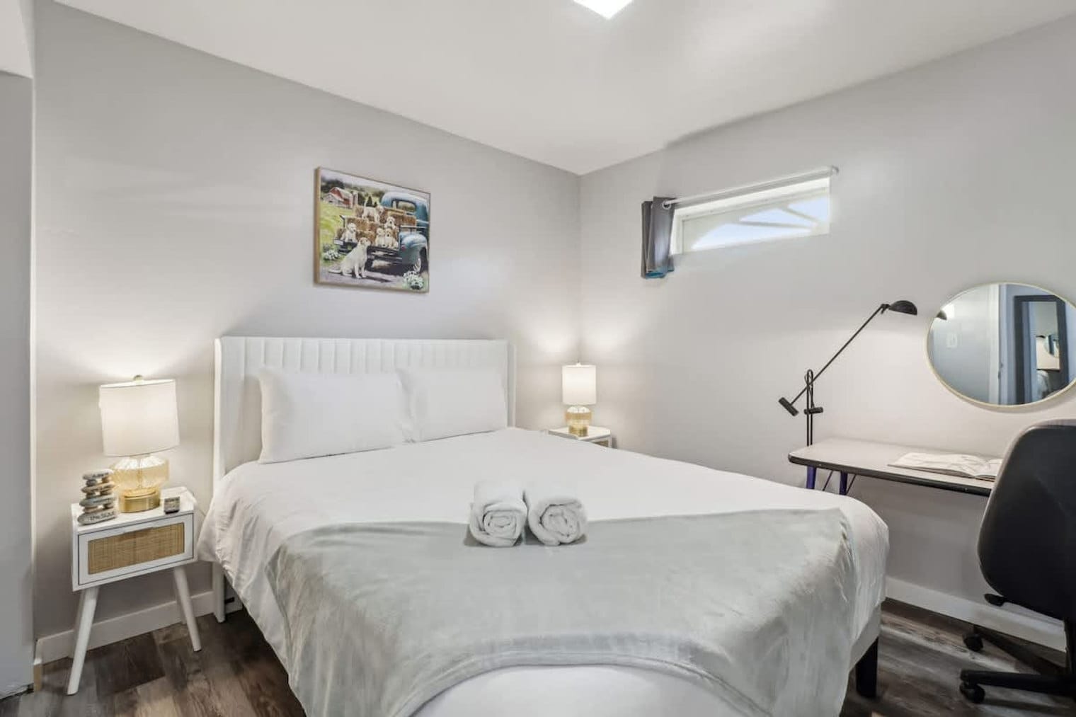 Building Photo - 609 Carlsbad St