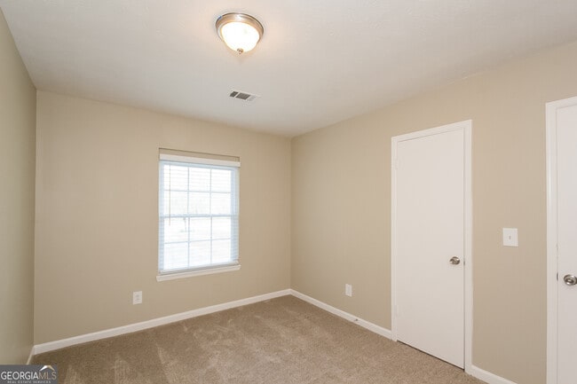 Building Photo - 606 Wilson Mill Rd SW