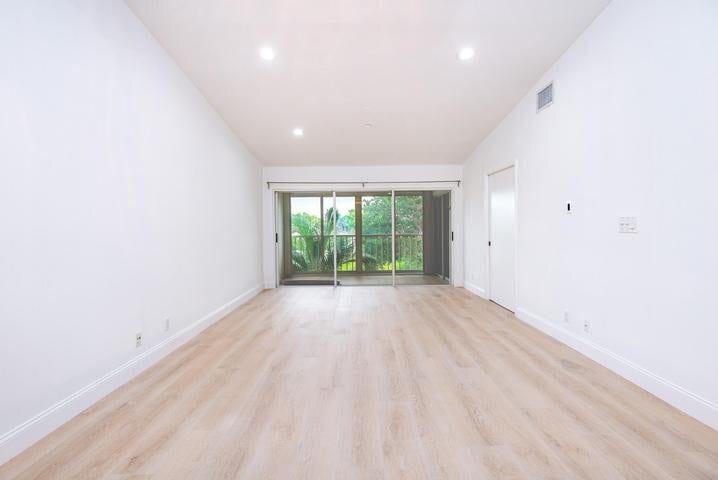 Building Photo - 380 NW 67th St