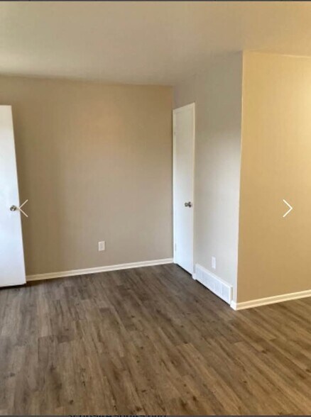 Building Photo - 7560 Mentor Ave