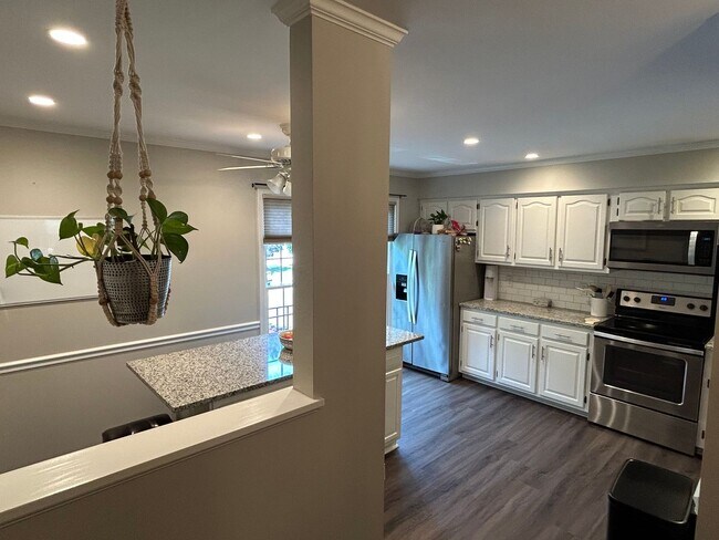 Building Photo - 4876 Weatherhill Dr