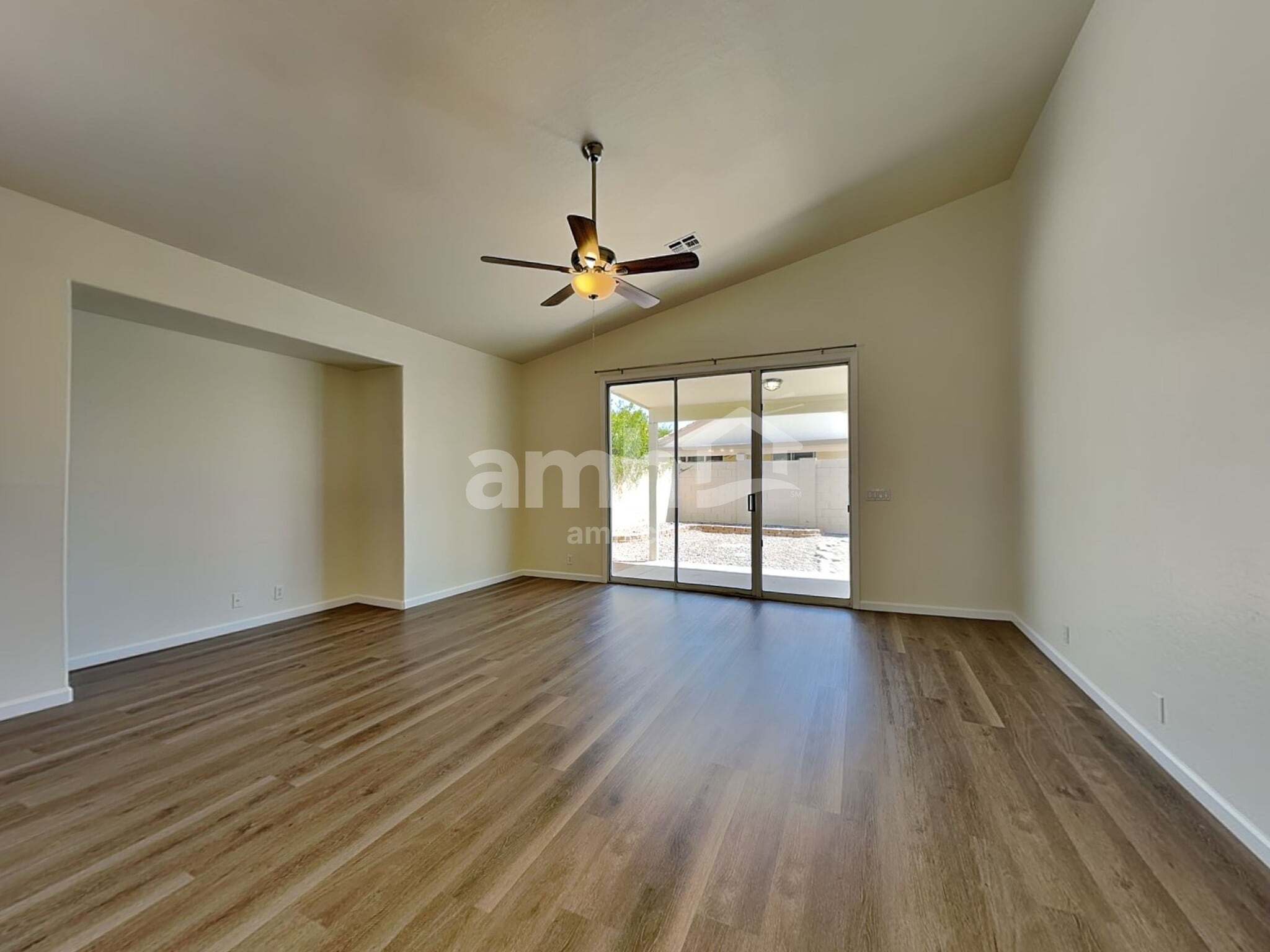 Building Photo - 7313 E Laguna Azul Ave
