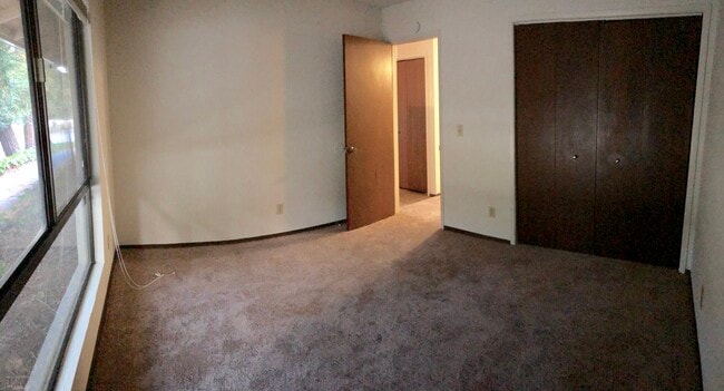 Building Photo - 144 Peach Terrace