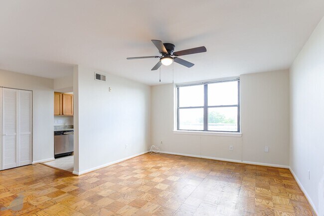 Building Photo - 3902 14th St NW