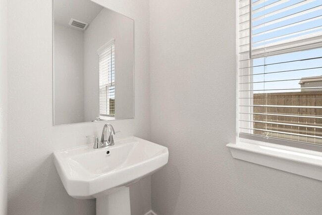 Building Photo - 3939 Flora Fld Dr