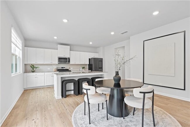 Building Photo - 4780 Mock Orange St