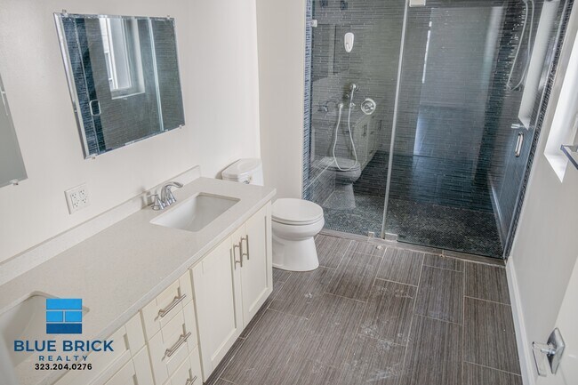 Building Photo - 4305 Laurel Canyon Blvd