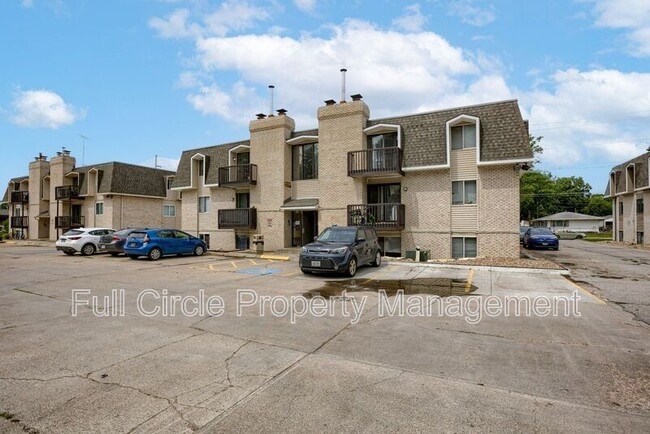 Building Photo - 1640 N 56th St