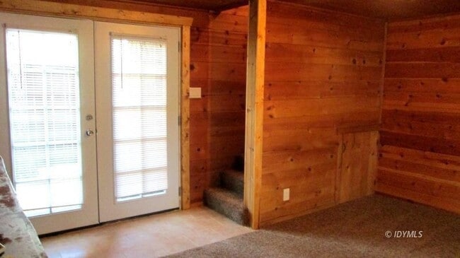 Building Photo - 54100 Pine Crest Ave