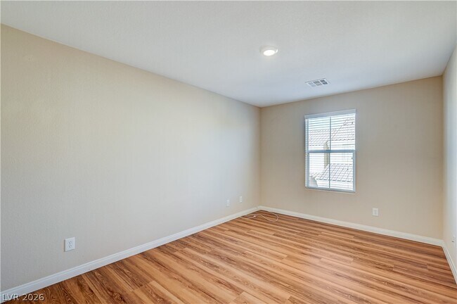 Building Photo - 2054 Waterlily View St
