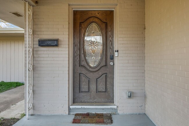 Building Photo - 4313 Bonnie Dr