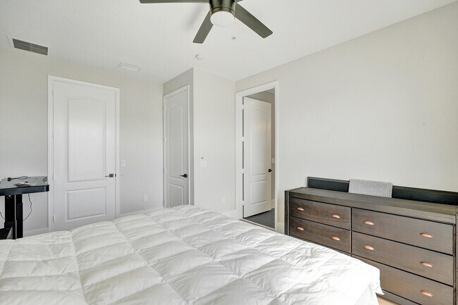 Building Photo - 3600 NW 5th Terrace