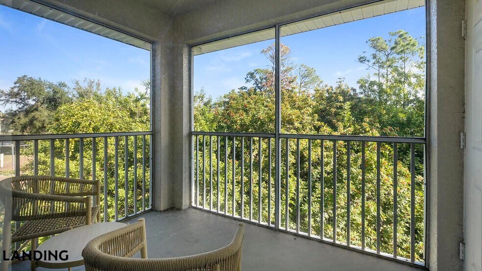 Building Photo - 3695 Island Club Dr