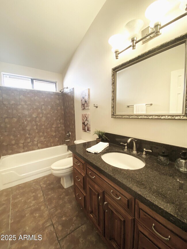 Building Photo - 15017 S 25th Way