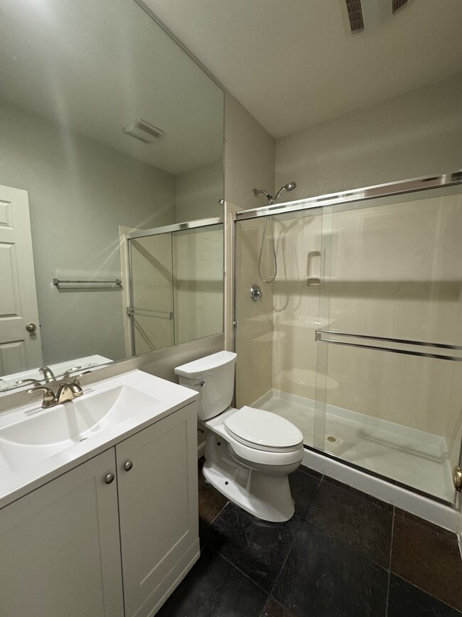 Building Photo - 361 Royal River Dr