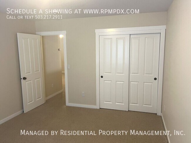 Building Photo - 15355 SW Greenfield Dr