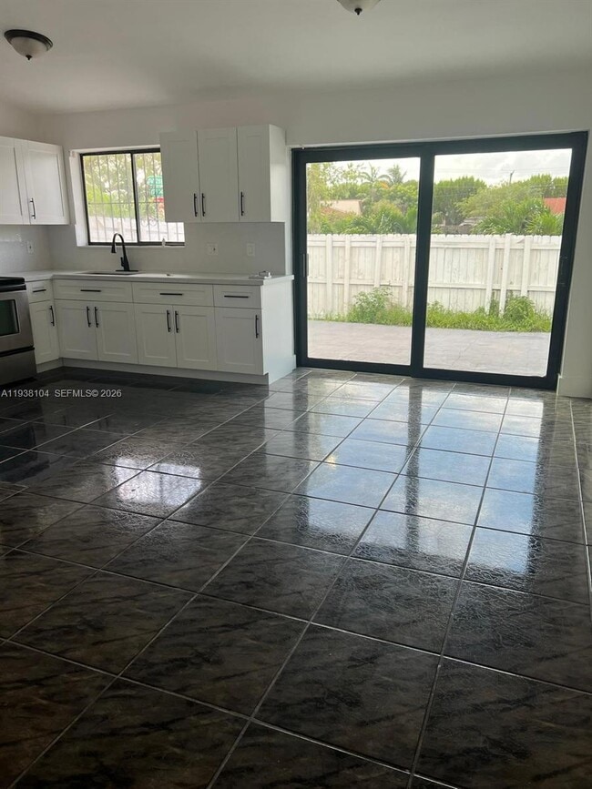 Building Photo - 14013 SW 281st Terrace