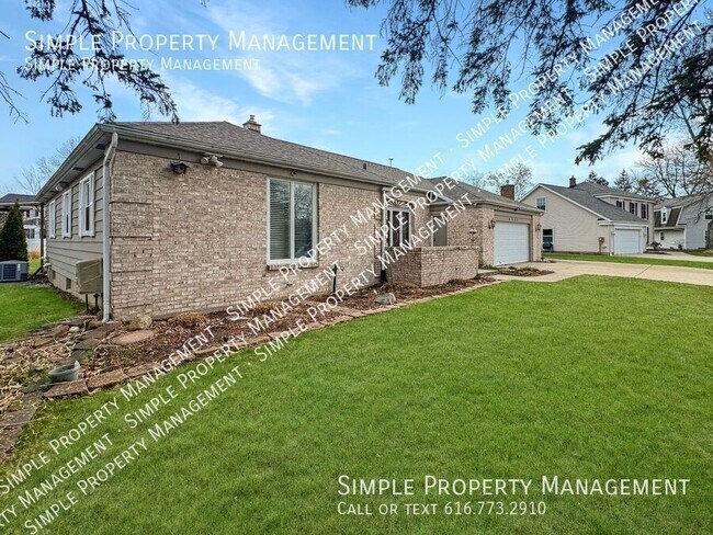 Building Photo - 5352 Queensbury Dr SE